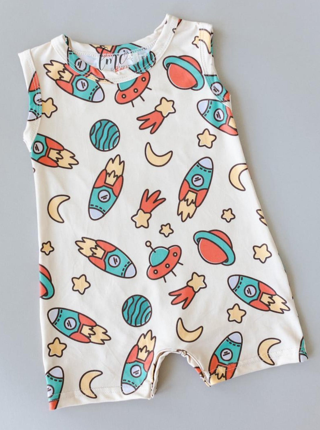 I Need Space Shorties