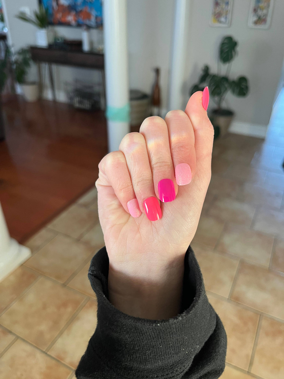 Happy Hearts Piggy Press-on Nails