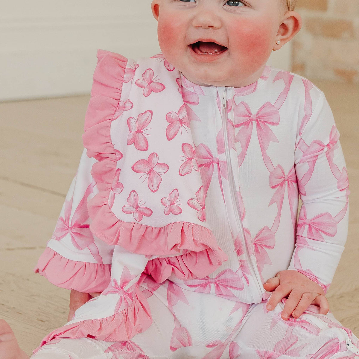 Bamboo Ruffled Security Blanket Set |  Bow My Gosh