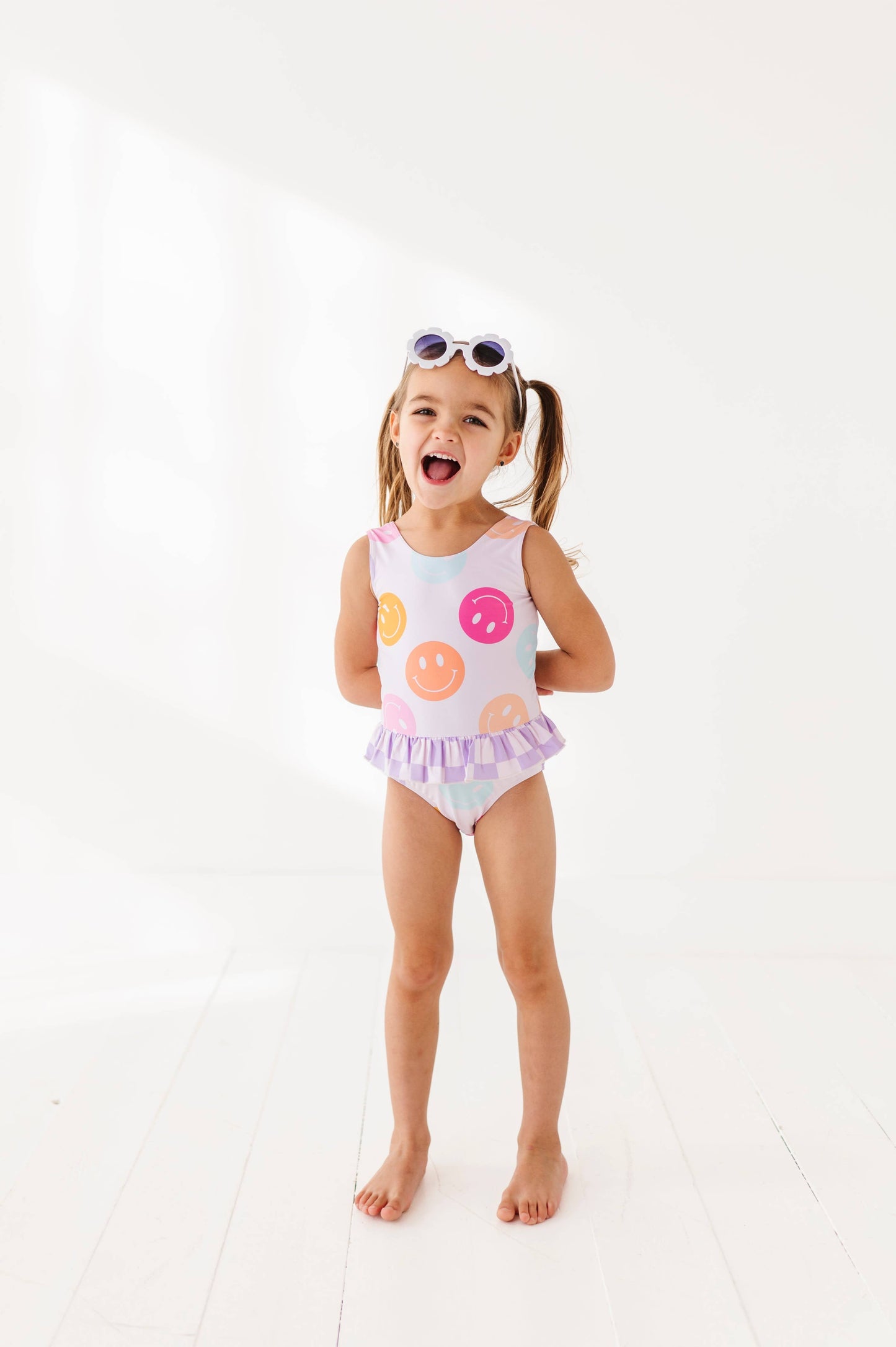 Smilies + Check One Piece Swim